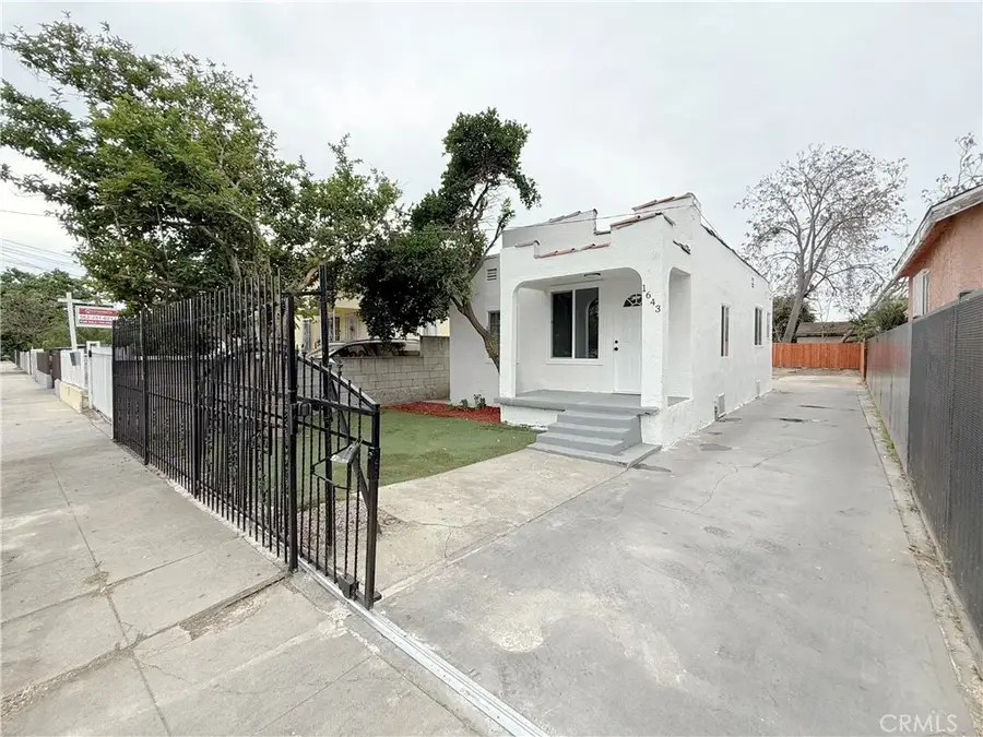 1643 E 115th Street, Los Angeles, CA 90059 - #3
