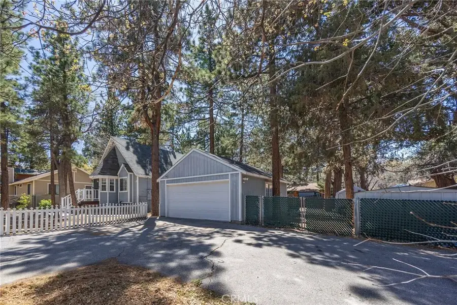 364 Leonard, Sugarloaf, CA 92386 - #3