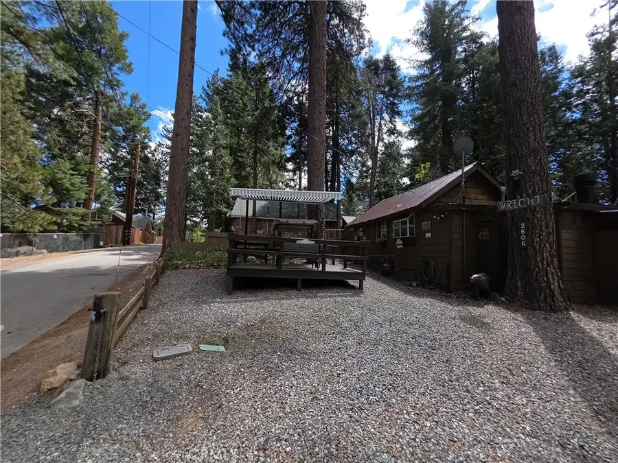 2606 Whispering Pines Way, Running Springs, CA 92382 - #2