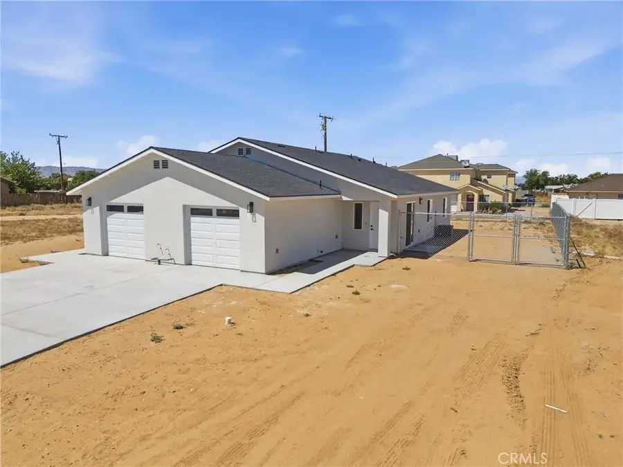 9237 S Loop Boulevard, California City, CA 93505 - #3