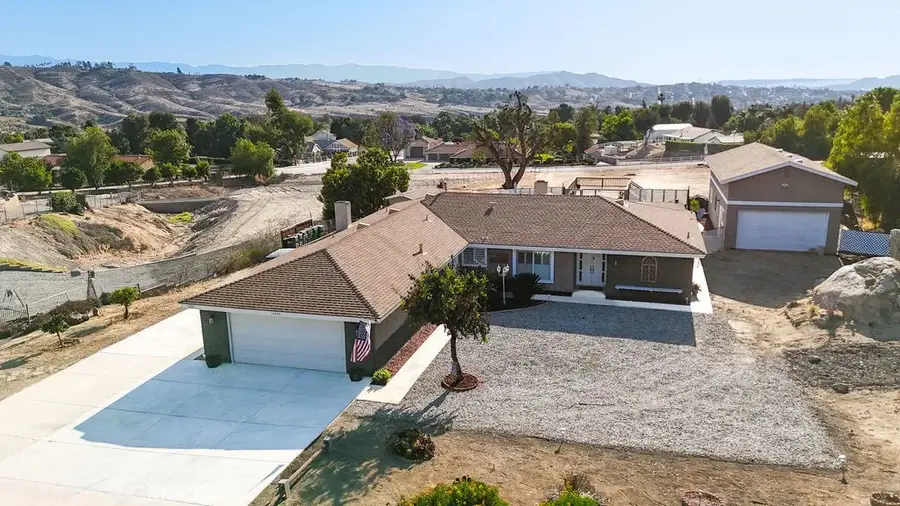 16465 Holcomb Way, Riverside, CA 92504 - #2
