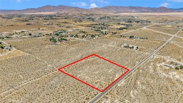 4501725 Crystal Creek, Lucerne Valley, CA 92356