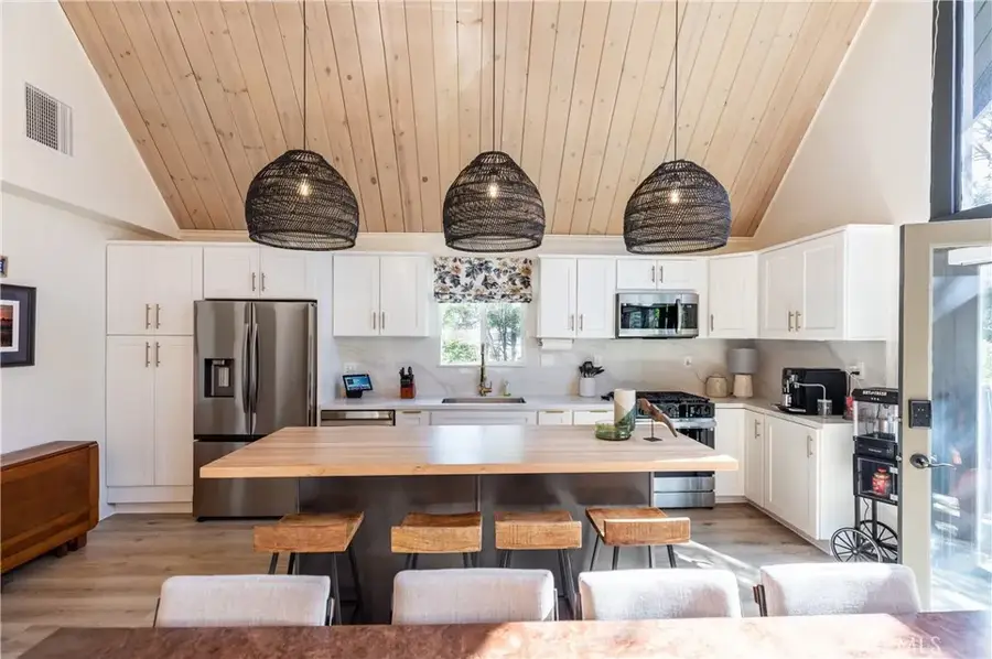 1145 Voltaire, Lake Arrowhead, CA 92352 - #3