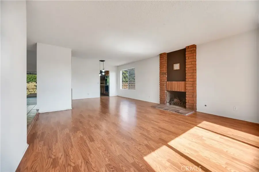 2046 W Ontario, Corona, CA 92882 - #3