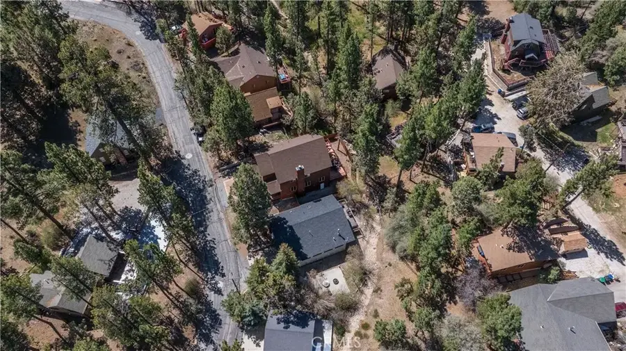 529 Bernhardt, Big Bear City, CA 92314 - #3