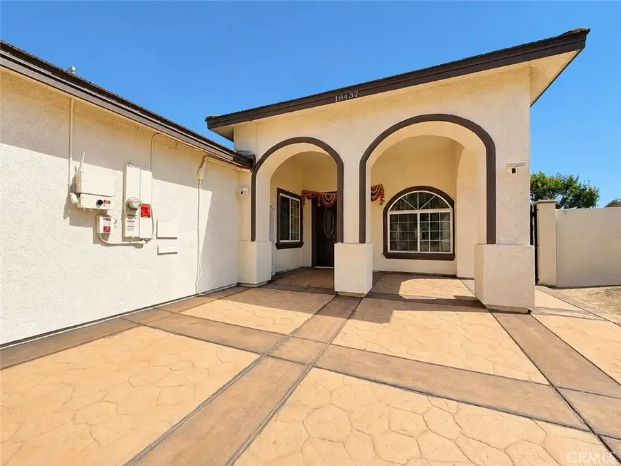 18437 Newman Avenue, Riverside, CA 92508 - #3