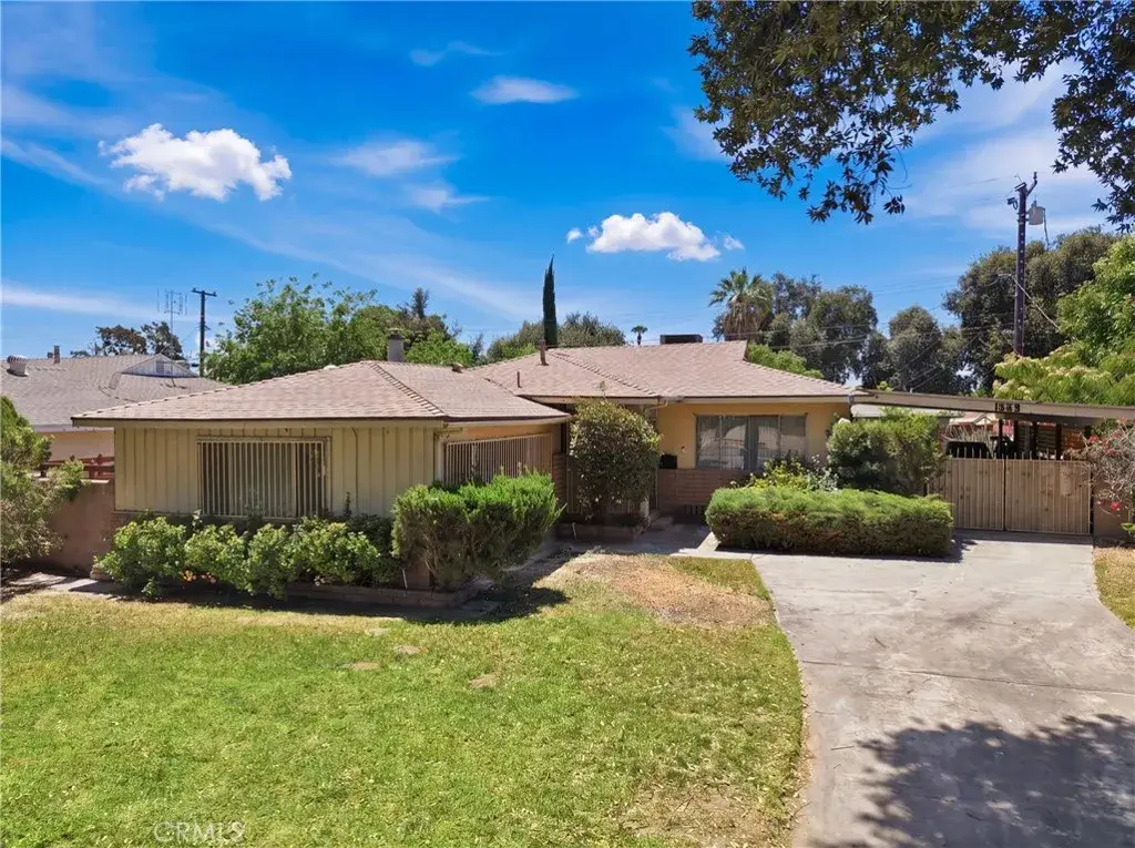1569 W 16th Street, San Bernardino, CA 92411 - #1