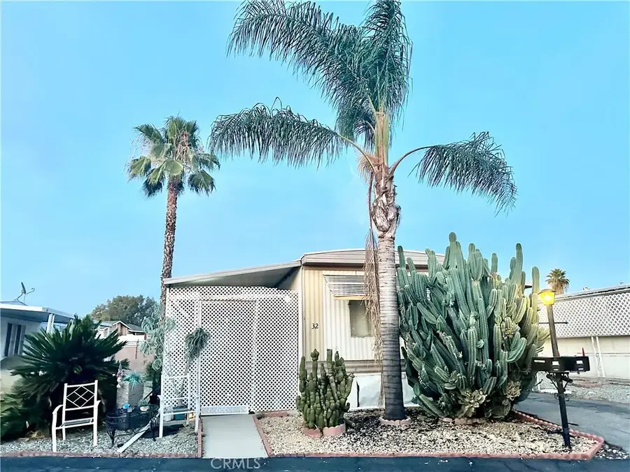332 N Lyon Avenue #32, Hemet, CA 92543 - #2