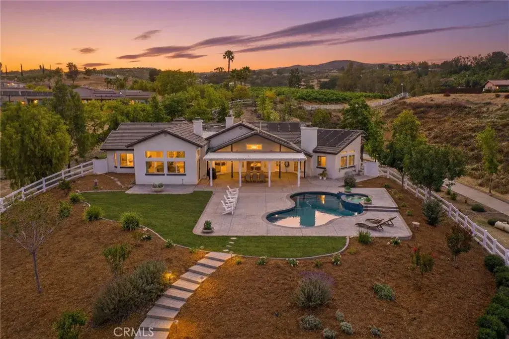 41110 Los Ranchos Cir, Temecula, CA 92592 - #1