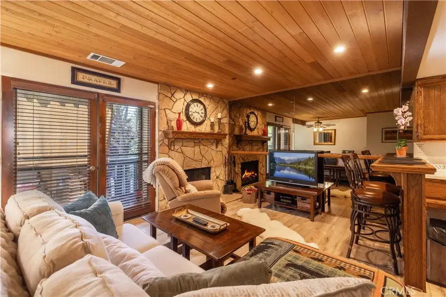 39802 Lakeview Drive #17, Big Bear Lake, CA 92315 - #2
