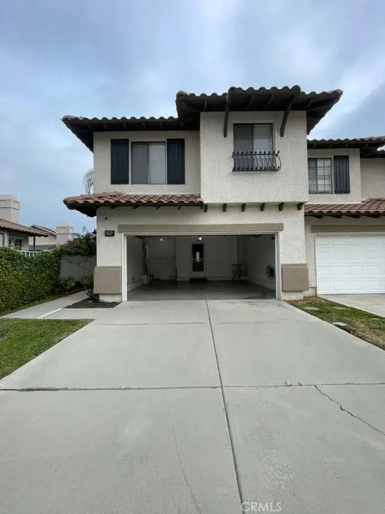 2117 San Antonio, Corona, CA 92882 - #1