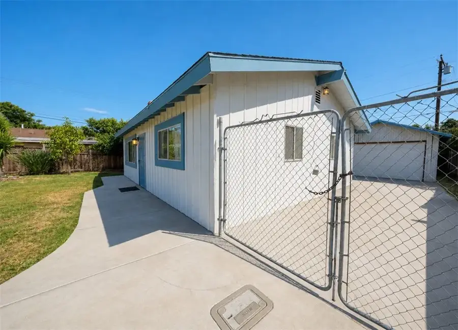 4020 Byron Street, Corona, CA 92879 - #3