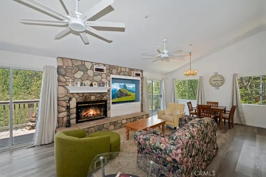 1023 Pintail Circle, Lake Arrowhead, CA 92352 - #3