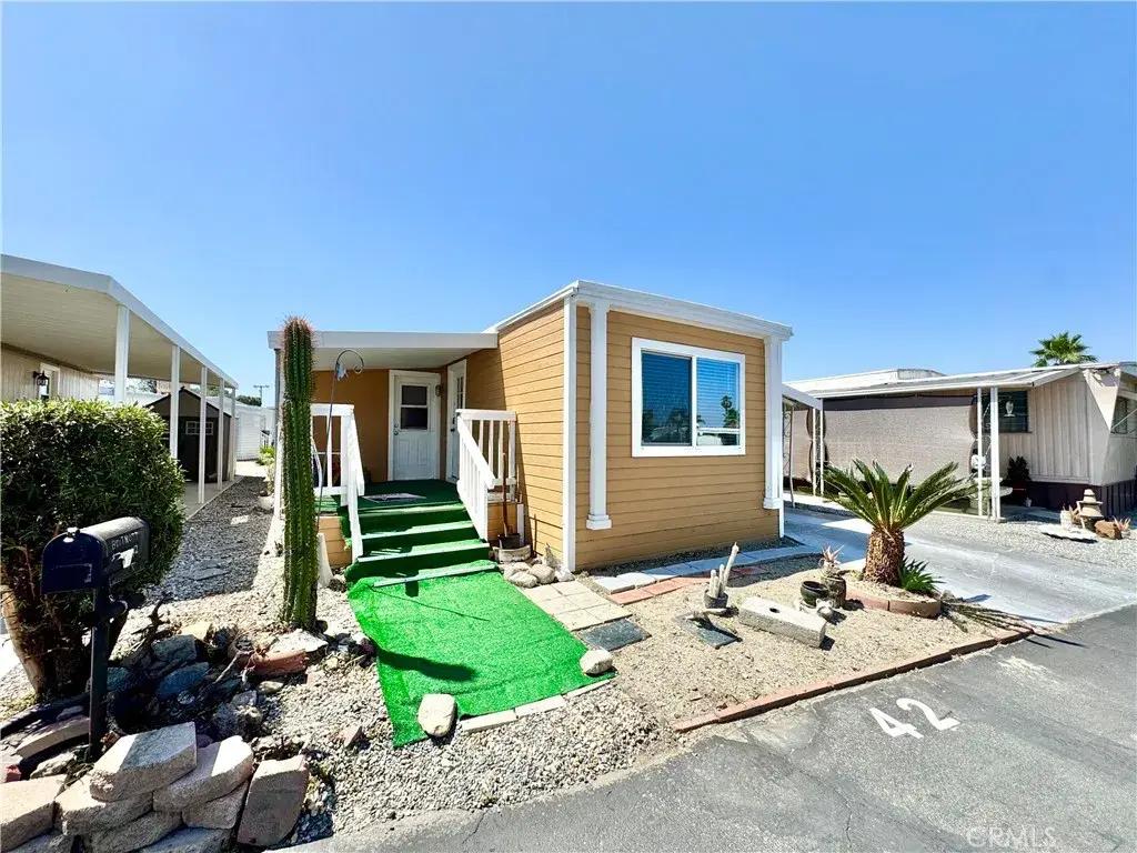 999 Santa Fe Ave #42, San Jacinto, CA 92583 - #1