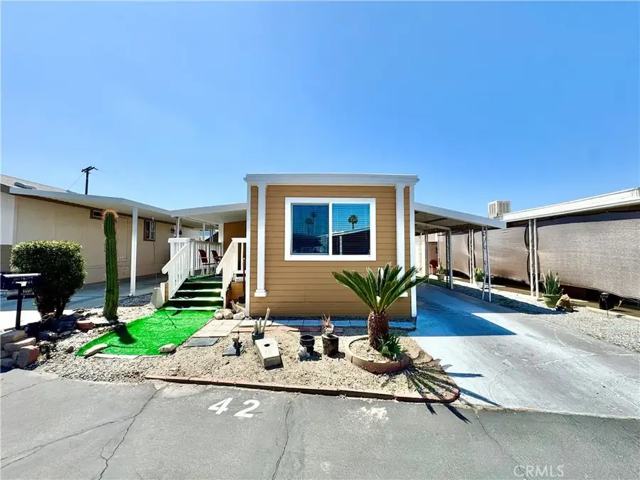 999 Santa Fe Ave #42, San Jacinto, CA 92583 - #2