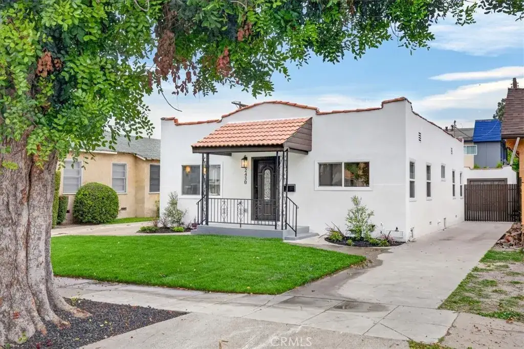 2430 S Cochran Avenue, Los Angeles, CA 90016 - #1