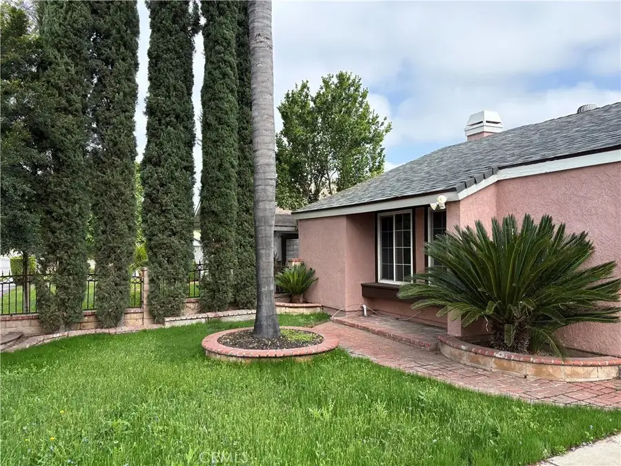 649 E Fairfield Court, Ontario, CA 91761 - #2