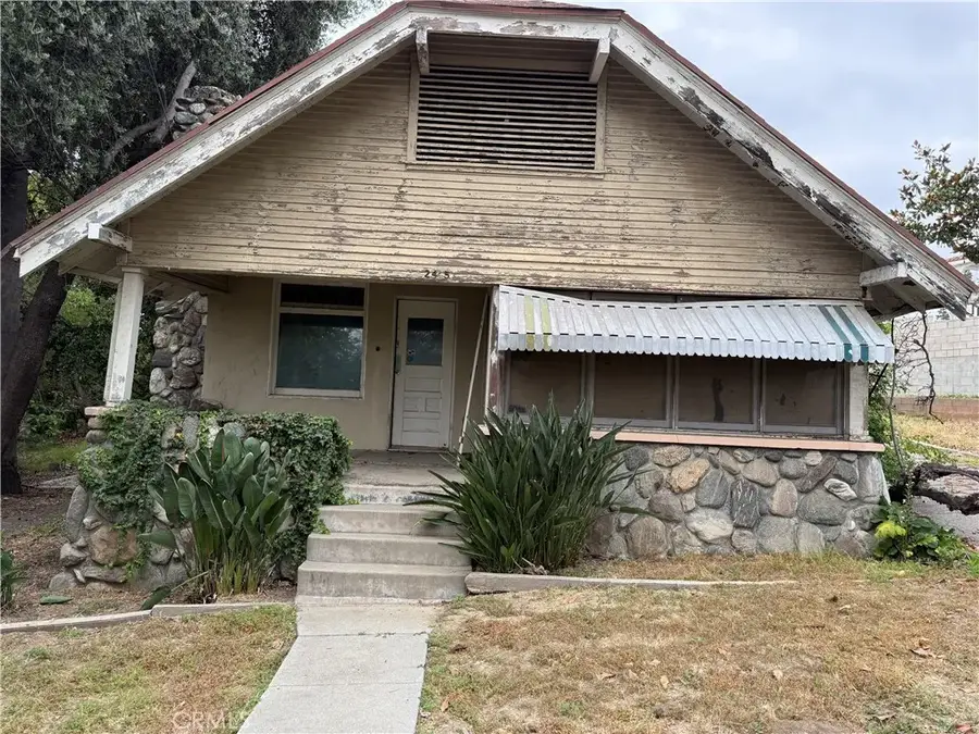 2415 Sierra, Upland, CA 91784 - #2