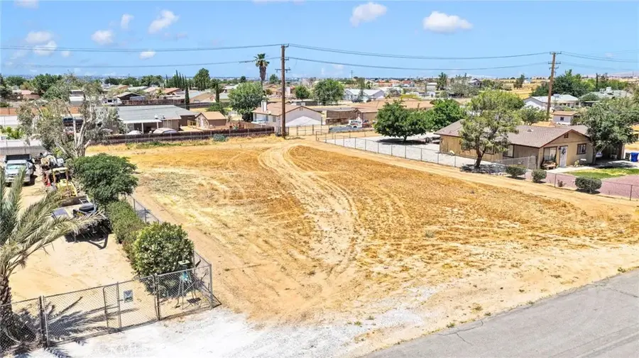 0 Saratoga Rd, Apple Valley, CA 92308 - #2