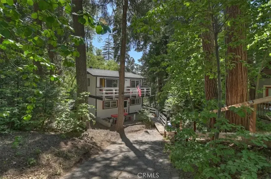 802 Knight Court, Lake Arrowhead, CA 92352 - #3