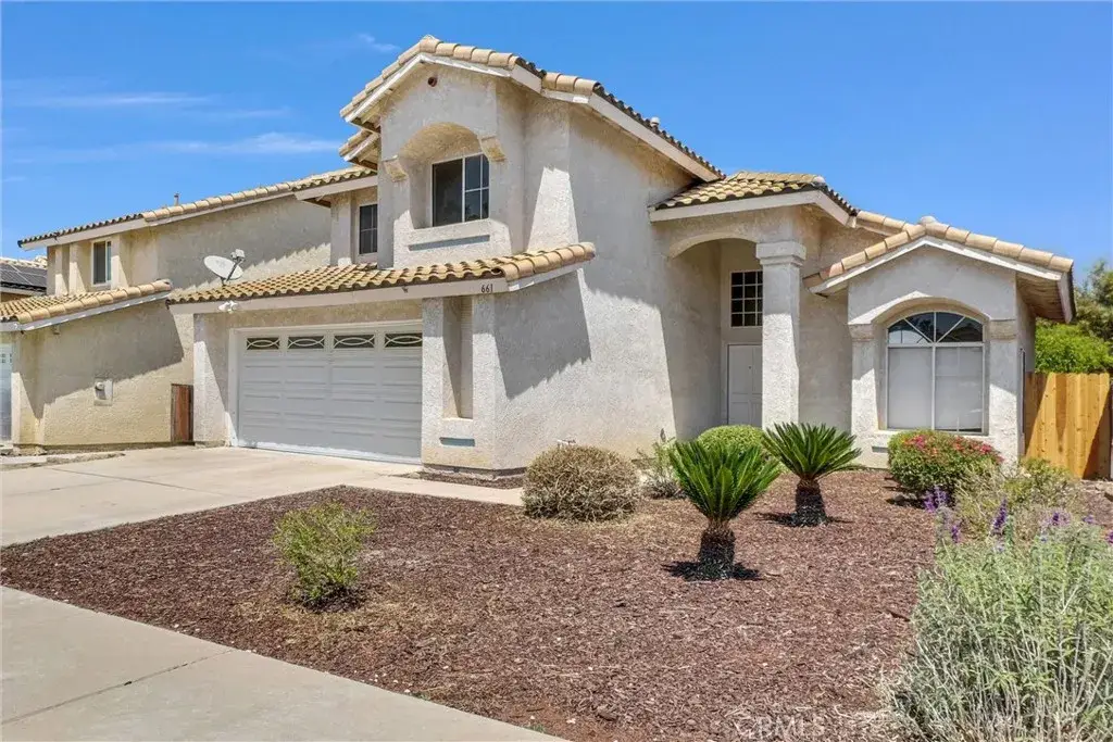 661 La Cumbre, Corona, CA 92879 - #1