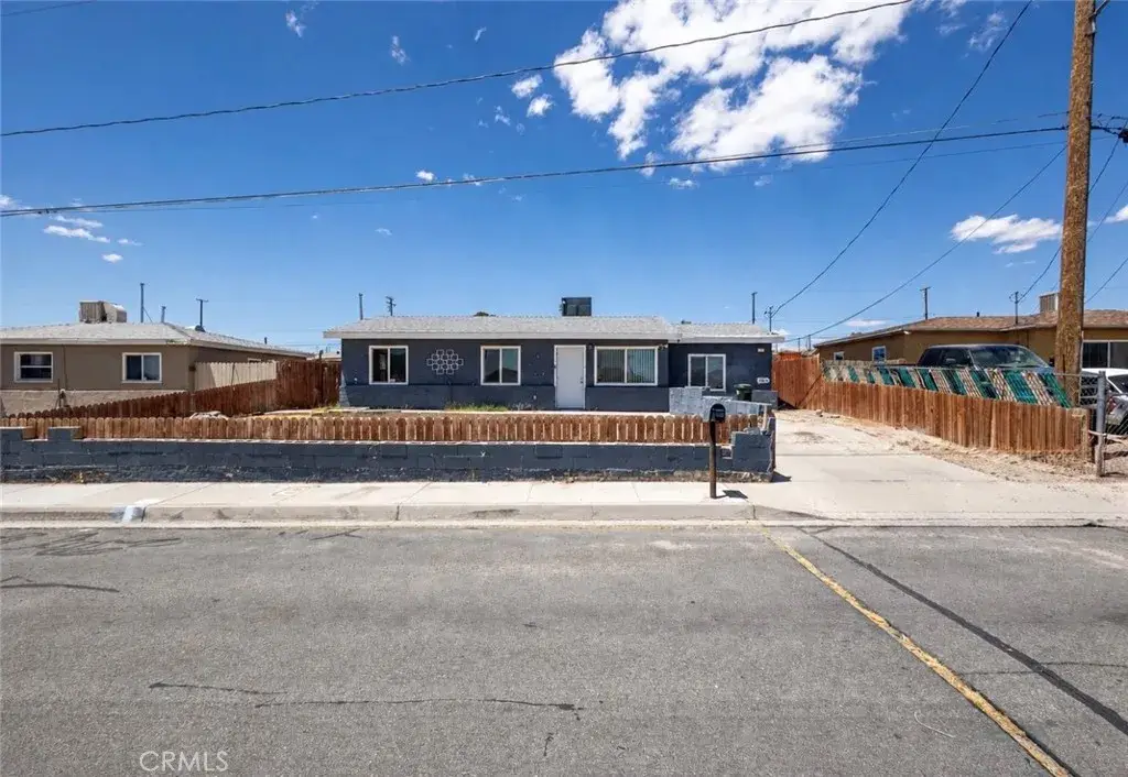 1434 Mesa, Barstow, CA 92311 - #1