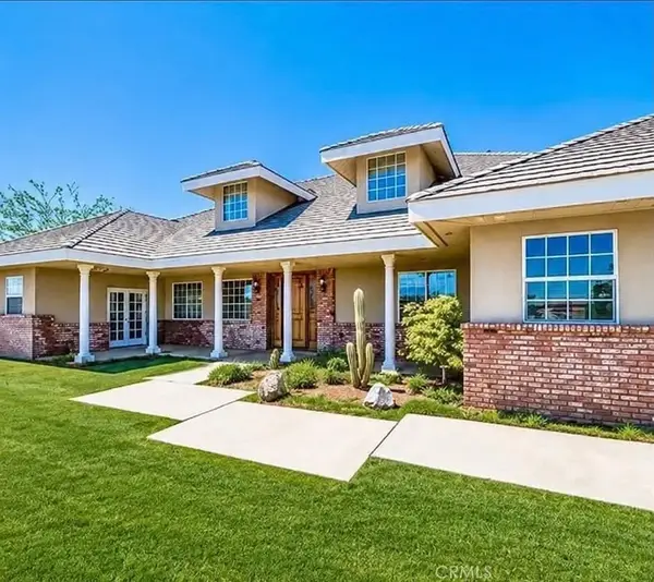 9126 Kittering Road, Oak Hills, CA 92344