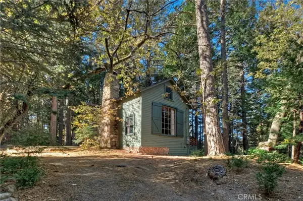 648 Crest Estates Drive, Lake Arrowhead, CA 92352
