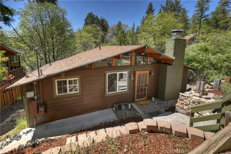 1132 Crags Lane, Fawnskin, CA 92333 - #2