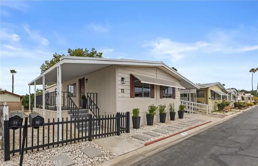 9391 California Ave #13, Riverside, CA 92503 - #2