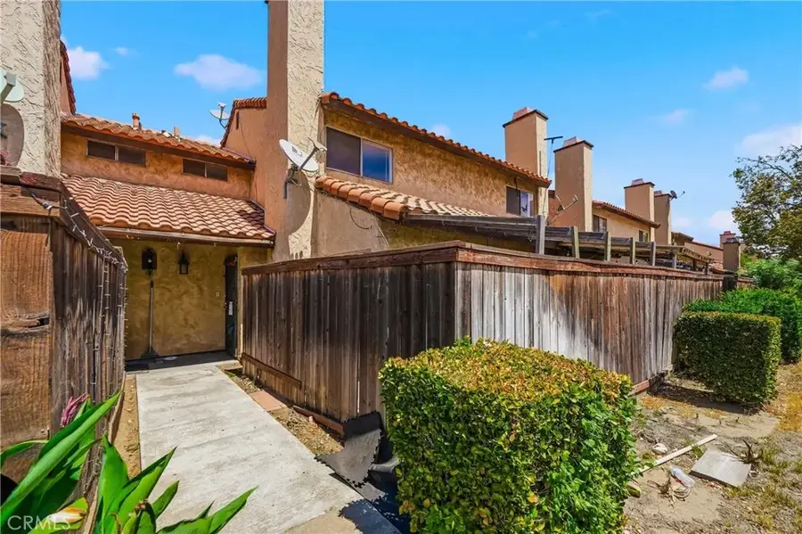 16600 Terrace #F, Fontana, CA 92335 - #2