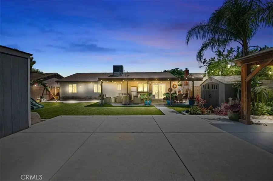 18054 Granada, Fontana, CA 92335 - #2