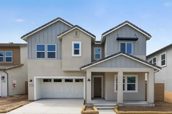 204 Briar Moon, Irvine, CA 92618