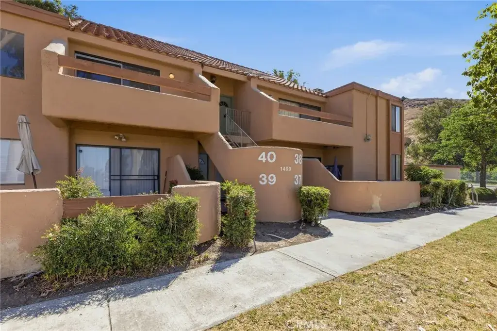 1400 W Edgehill Unit 40, San Bernardino, CA 92405 - #1