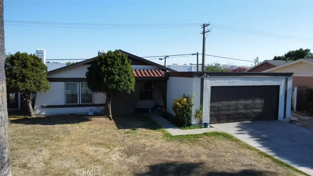 2949 Spruce St, Rialto, CA 92376 - #1