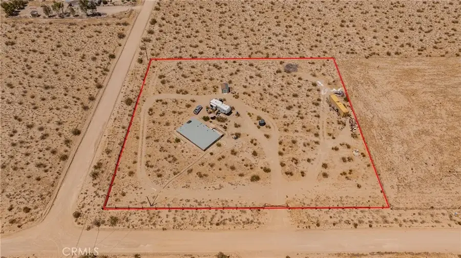 35330 Foothill Rd, Lucerne Valley, CA 92356 - #2