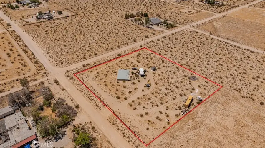 35330 Foothill Rd, Lucerne Valley, CA 92356 - #3