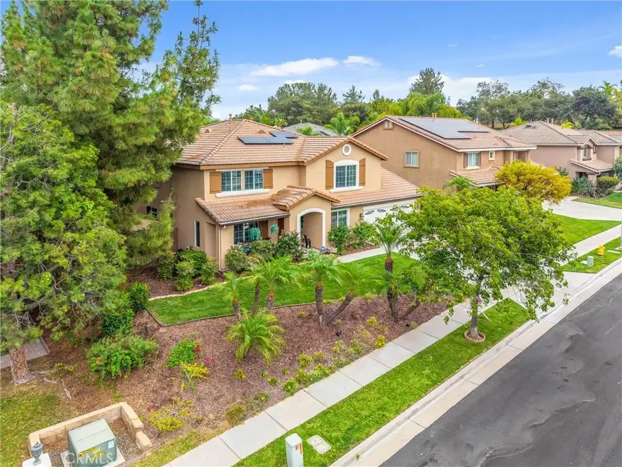 4015 Belfry Cir, Corona, CA 92883 - #3