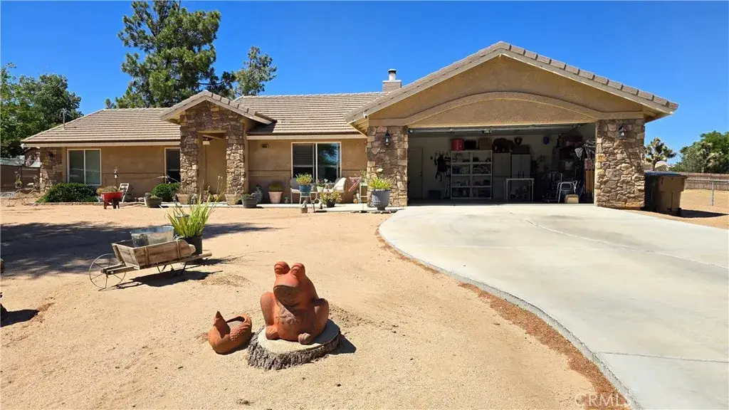16650 Cactus Street, Hesperia, CA 92345 - #1