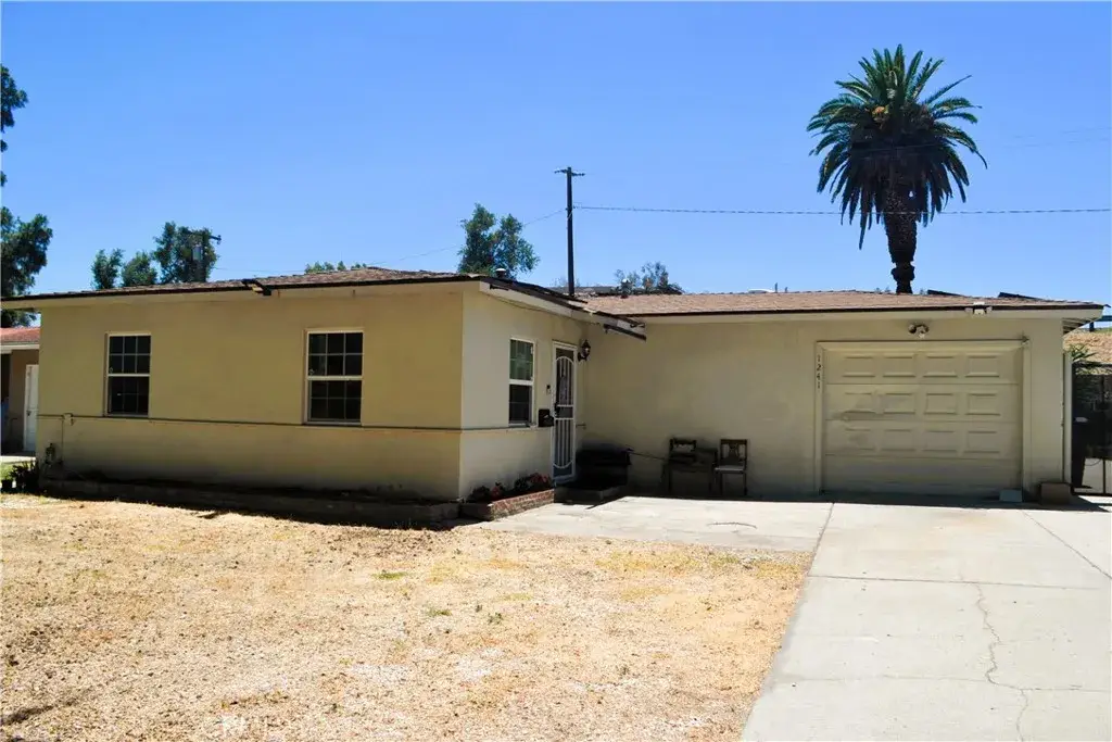 1241 Holly Vista Boulevard, San Bernardino, CA 92404 - #1