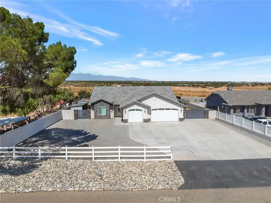 6694 Paw Paw, Hesperia, CA 92345 - #3