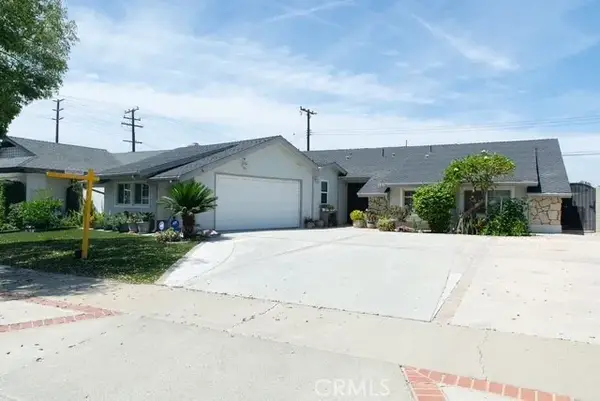 121 E Chestnut, Orange, CA 92867