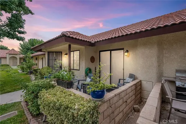 19233 Elm, Apple Valley, CA 92308