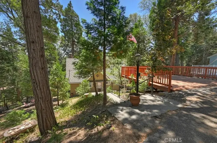 363 Castle Gate, Lake Arrowhead, CA 92352 - #3