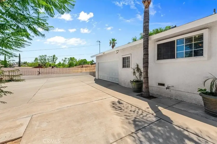 9550 52nd St, Riverside, CA 92509 - #2