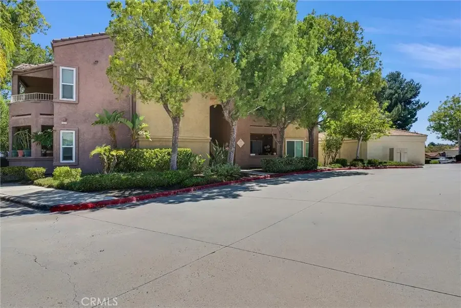 2425 Del Mar, Corona, CA 92882 - #2