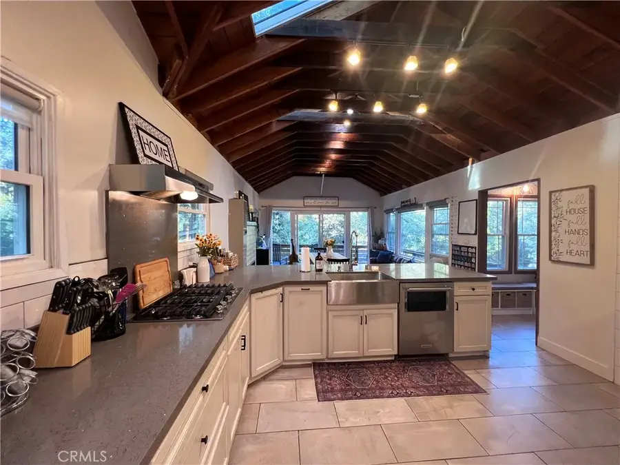 39326 Prospect, Forest Falls, CA 92339 - #3