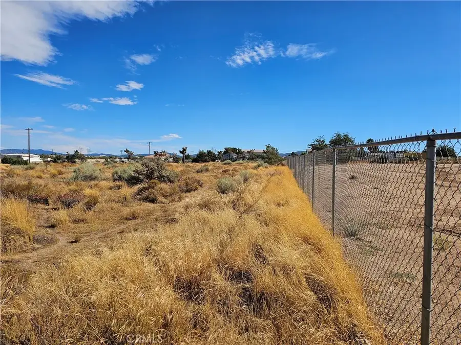7248 Mesa Linda, Oak Hills, CA 92344 - #3