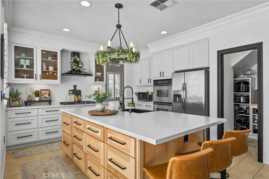 6258 Rolling Meadow, Eastvale, CA 92880 - #1