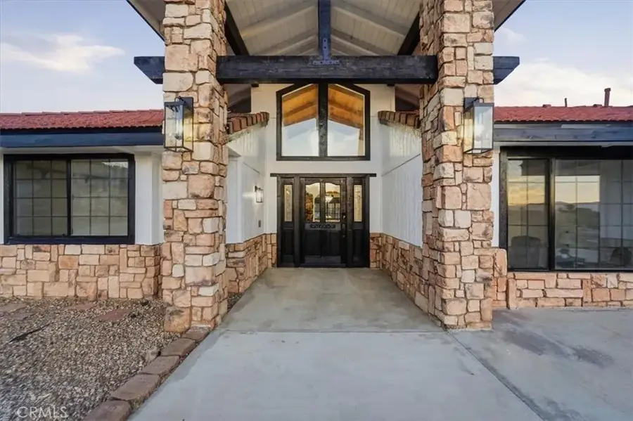 19055 Majela, Apple Valley, CA 92307 - #2